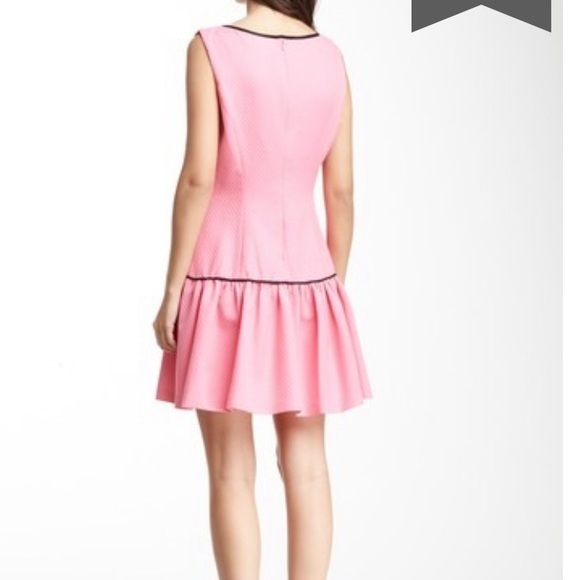 Cocktail dress. - Picture 2 of 8